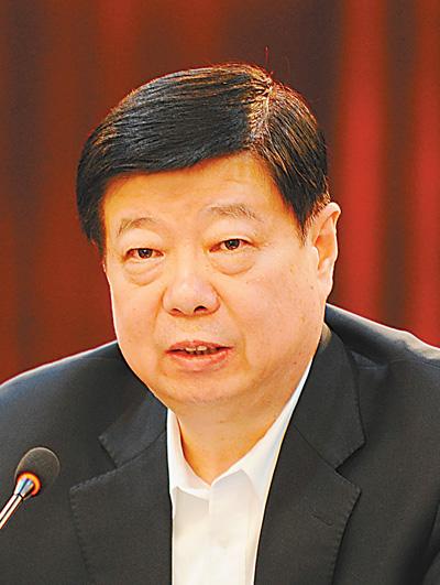 曲靖山东省委书记:官商交往不要勾肩搭背 不分彼此